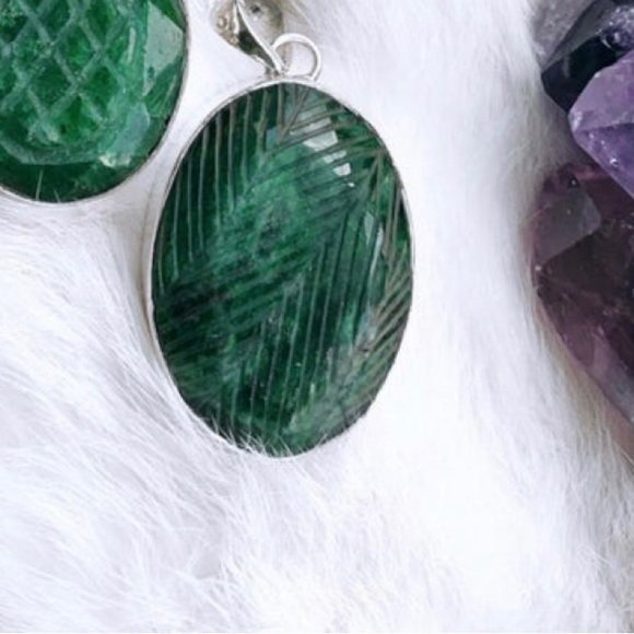 Hand Carved Brazilian Emerald Sterling Silver Necklace - Picture 1 of 1